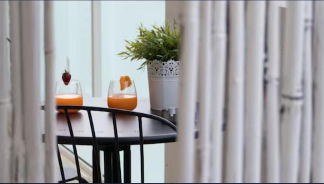 Airport Deluxe Alojamento de Acomodação e Pequeno-almoço Bari